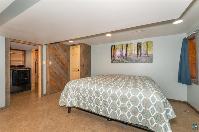 1514 14th St, Cloquet, MN 55720 - carpeted bedroom featuring washer / dryer, recessed lighting, baseboards, and a closet