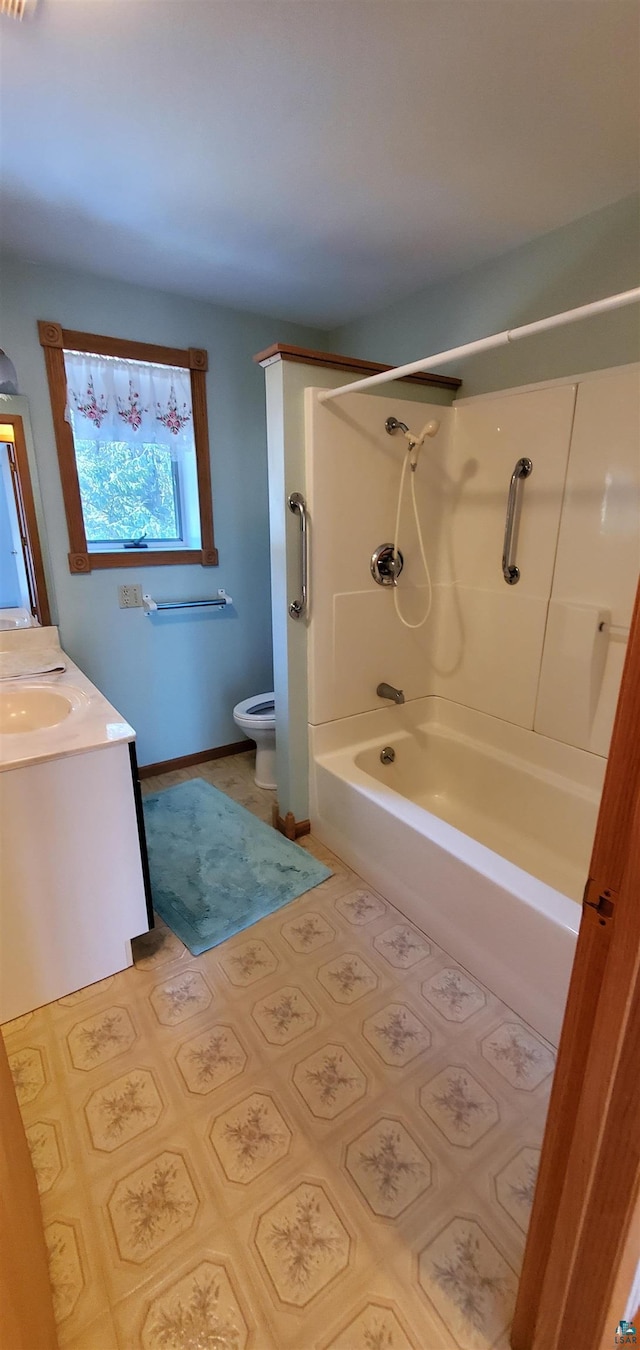 5729 Puncher Point Rd, Tower, MN 55790 - bathroom featuring bathing tub / shower combination and vanity