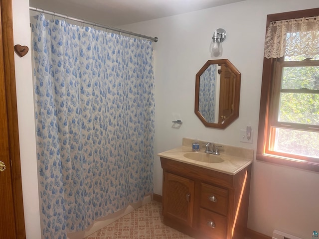 5346 Lester River Rd, Duluth, MN 55804 - full bathroom with vanity and curtained shower