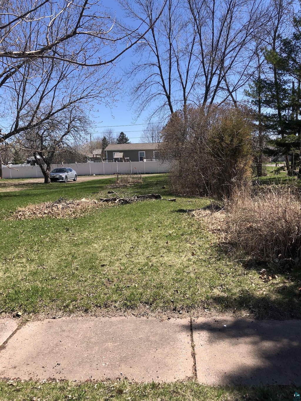 98XX Dickson St, Duluth, MN 55808