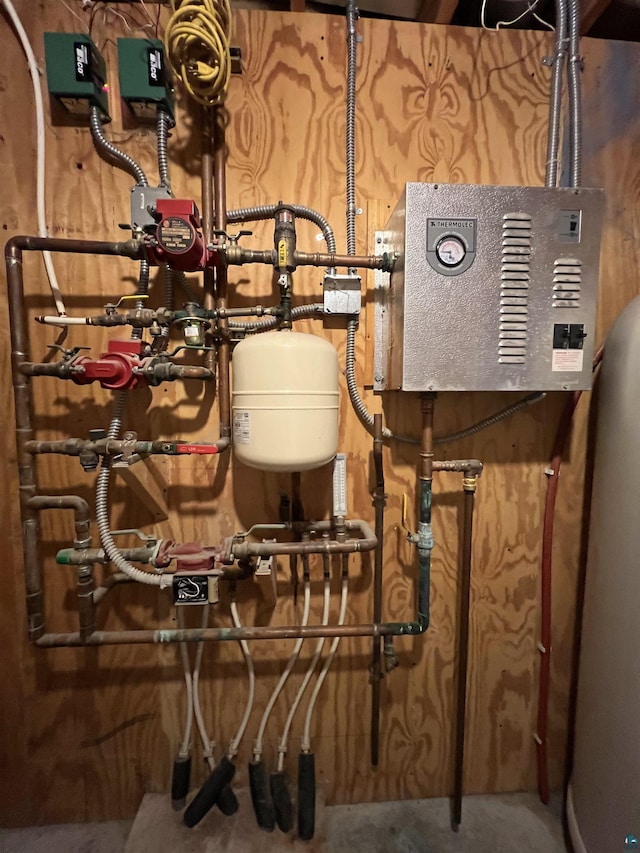 7789 Jokela Rd, Cloquet, MN 55720 - view of utility room