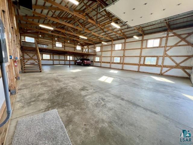 7789 Jokela Rd, Cloquet, MN 55720 - view of garage