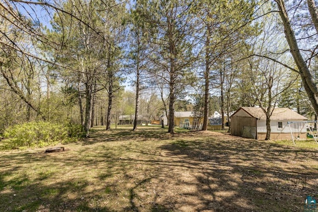 2106 Piedmont Ave, Duluth, MN 55811 - view of yard