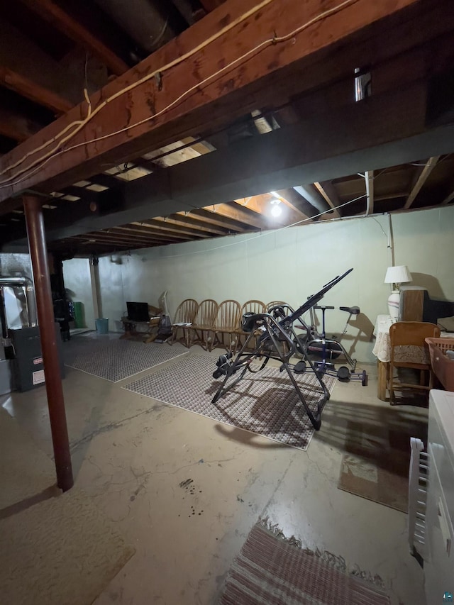 110 Hays Crk, Silver Bay, MN 55614 - unfinished below grade area featuring heating unit