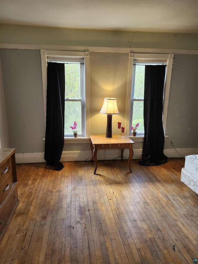 5806 Wadena St, Duluth, MN 55807 - sitting room with hardwood / wood-style flooring