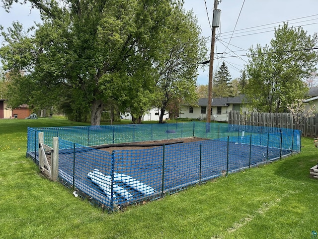 706 28th St, Cloquet, MN 55720 - view of swimming pool