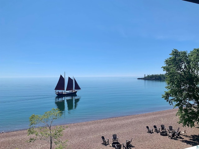 21 E Wisconsin St Unit 301, Grand Marais, MN 55616 - water view