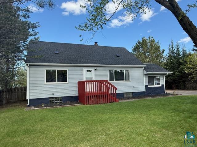 710 N Boundary Ave, Duluth, MN 55810 - rear view of property featuring roof with shingles