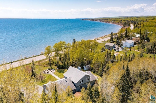 5491 N Shore Dr, Duluth, MN 55804 - drone / aerial view of a large body of water