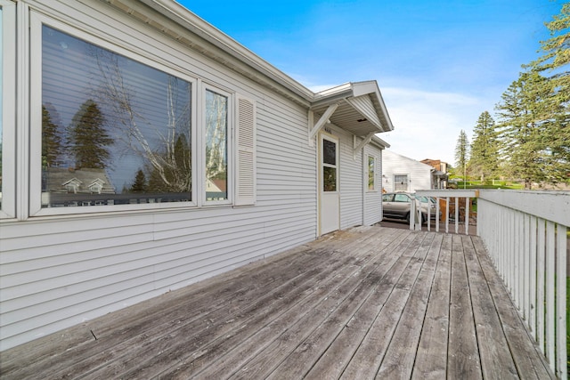 2229 Hillcrest Dr, Duluth, MN 55811 - view of deck