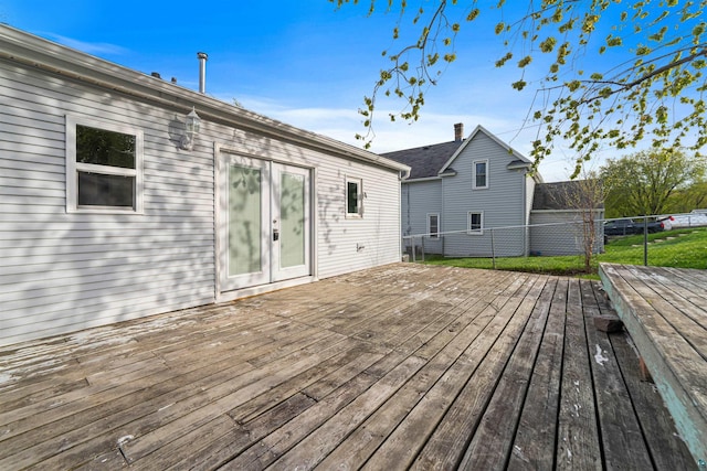 2229 Hillcrest Dr, Duluth, MN 55811 - view of wooden terrace