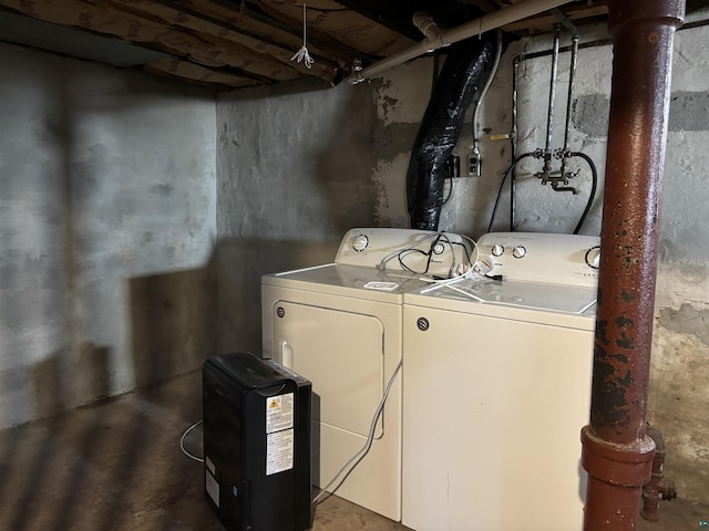 1417 N 7th Ave E, Duluth, MN 55805 - washroom with independent washer and dryer
