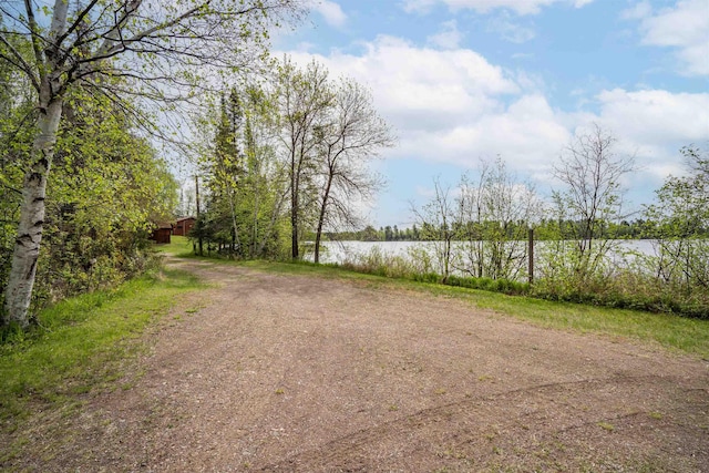 9320 W Branch Rd, Duluth, MN 55803 - view of dirt / gravel driveway featuring a water view