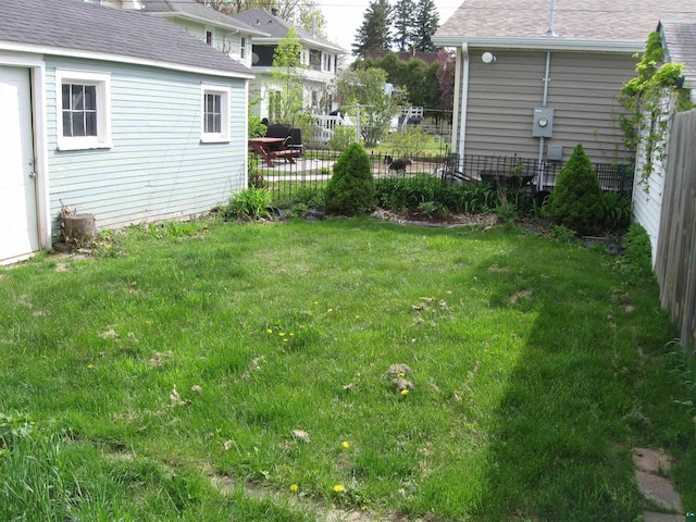 509 N 47th Ave W, Duluth, MN 55807 - view of yard