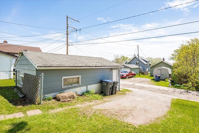 4308 W 8th St, Duluth, MN 55807 - garage with a storage unit