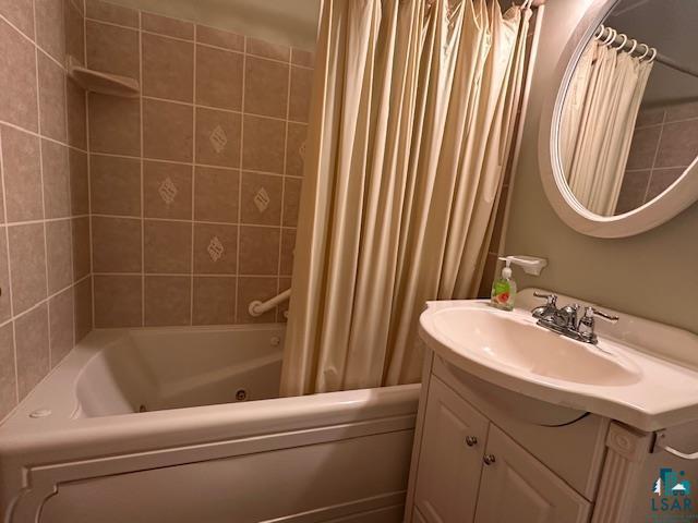45 Glen Crk, Babbitt, MN 55706