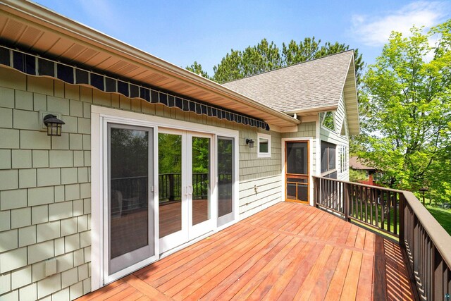 596 W Wabasha St, Duluth, MN 55803 - deck with french doors