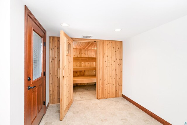 596 W Wabasha St, Duluth, MN 55803 - relaxing sauna with baseboards and recessed lighting