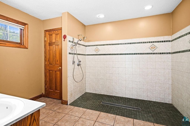 13107 W 9th St, Duluth, MN 55808 - full bath with tiled shower and tile patterned floors