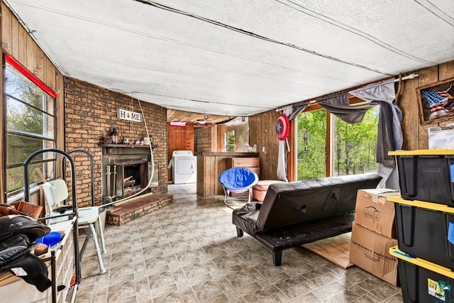4605 Mccomber Rd, Duluth, MN 55803 - sunroom / solarium featuring washer / dryer