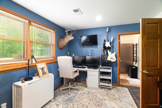 4409 Cedarway Rd, Duluth, MN 55810 - office space with baseboards and recessed lighting
