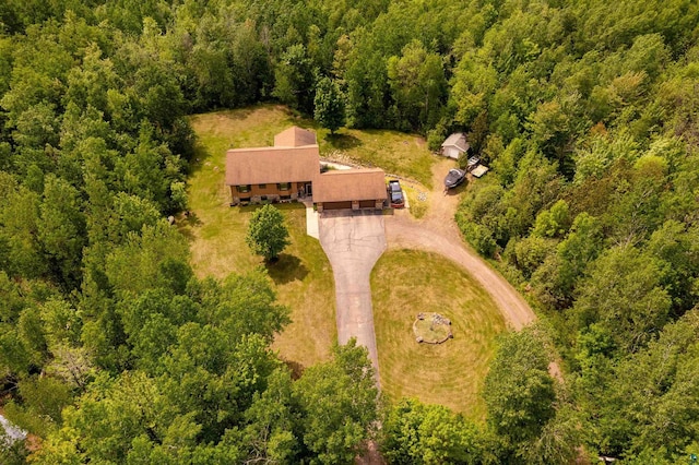 4409 Cedarway Rd, Duluth, MN 55810 - aerial view of property and surrounding area with a heavily wooded area