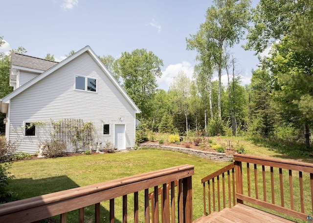 6220 N Tischer Rd, Duluth, MN 55804 - wooden deck with a yard