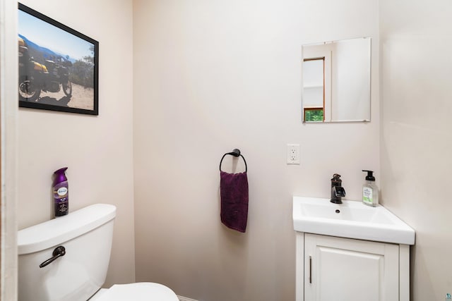 1682 Old N Shore Rd, Duluth, MN 55804 - bathroom featuring vanity and toilet