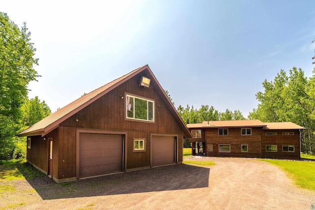 1682 Old N Shore Rd, Duluth, MN 55804 - detached garage with driveway