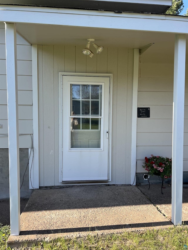 6509 Broadway St, Finlayson, MN 55735 - doorway to property