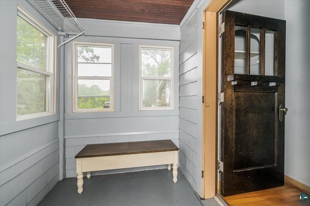 117 W Toledo St, Duluth, MN 55811 - view of unfurnished sunroom