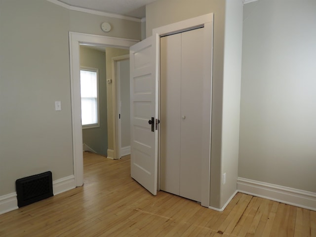 522 S 71st Ave W, Duluth, MN 55807 - corridor featuring light wood-style flooring
