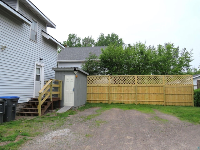522 S 71st Ave W, Duluth, MN 55807 - view of yard featuring a storage unit