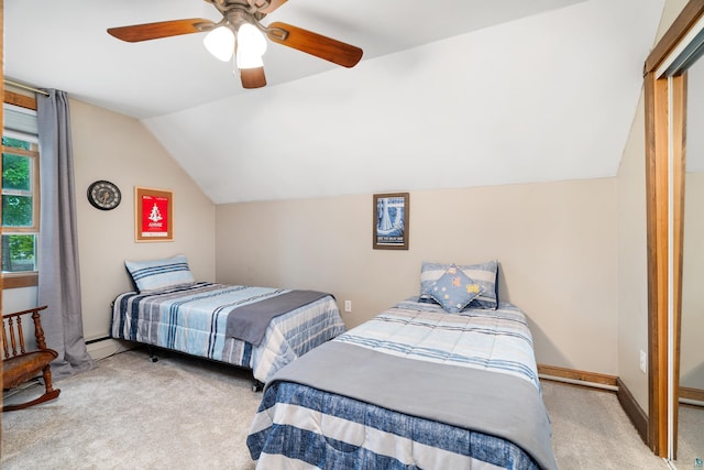 324 W Wabasha St, Duluth, MN 55803 - carpeted bedroom featuring lofted ceiling and a ceiling fan