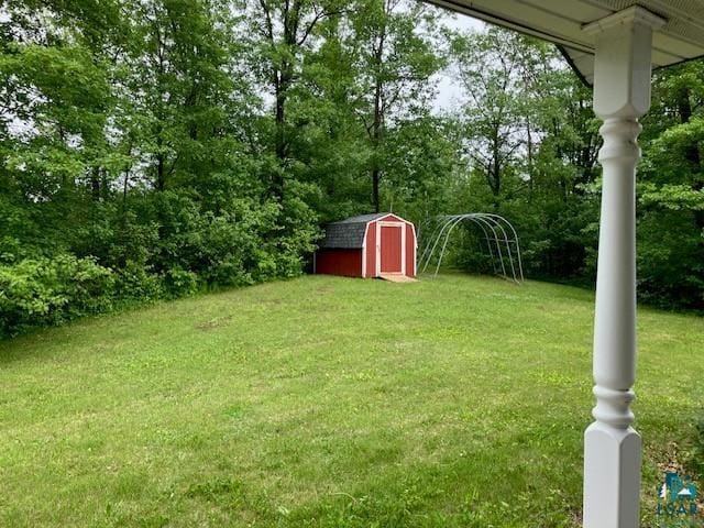 34358 State Highway 18, Finlayson, MN 55735 - view of green lawn featuring a shed