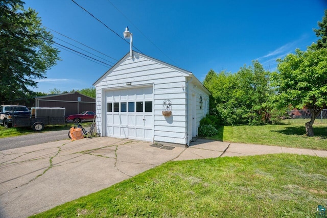 305 W Central Ave, Aurora, MN 55705 - view of detached garage