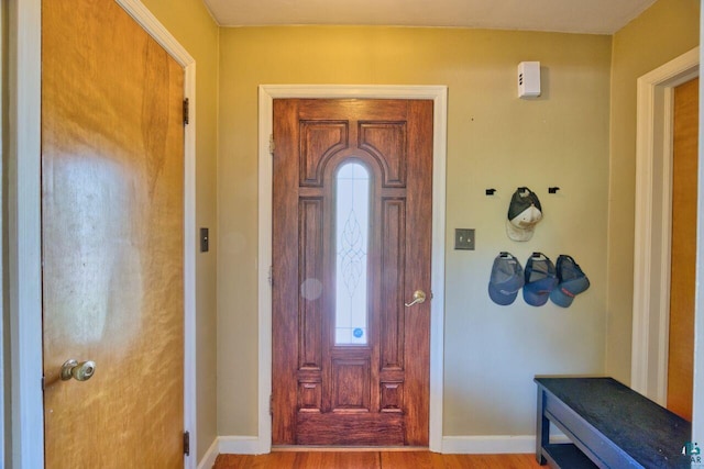 305 W Central Ave, Aurora, MN 55705 - foyer with baseboards and light wood-style floors