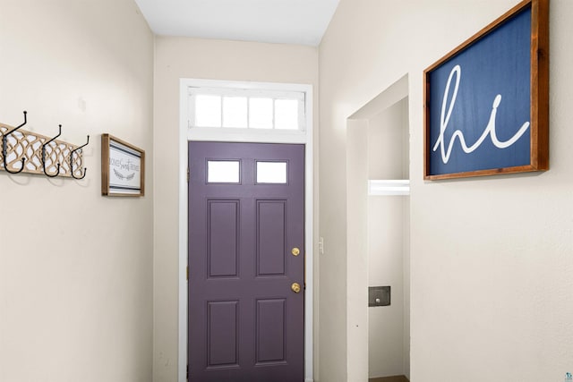 2025 E 8th St, Duluth, MN 55812 - view of entryway