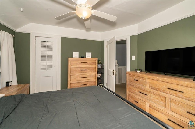 5521 Huntington St, Duluth, MN 55807 - bedroom featuring a ceiling fan