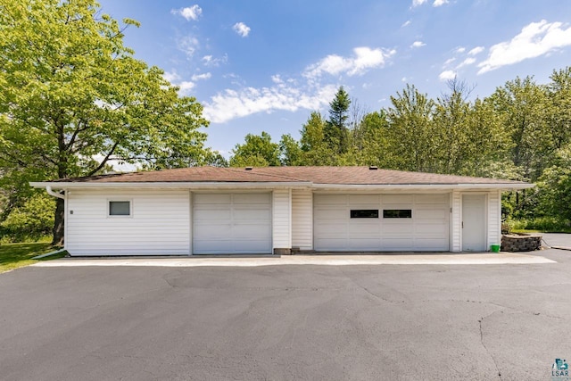 4750 Morris Thomas Rd, Hermantown, MN 55811 - view of detached garage