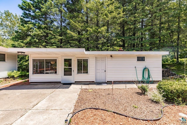 4750 Morris Thomas Rd, Hermantown, MN 55811 - view of front of home