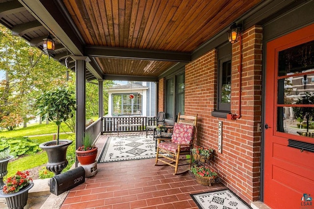 2319 E 4th St, Duluth, MN 55812 - view of porch