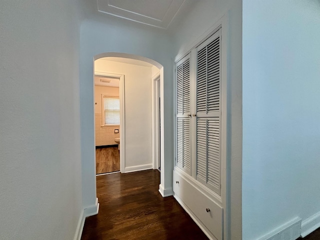 35 E Faribault St, Duluth, MN 55803 - hall featuring arched walkways and wood finished floors