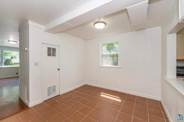 3731 W 2nd St, Duluth, MN 55807 - unfurnished room with plenty of natural light and tile patterned flooring