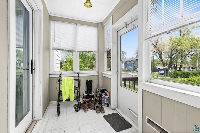 3801 W 5th St, Duluth, MN 55807 - view of sunroom / solarium