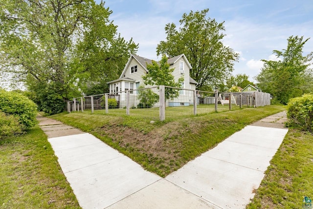 3801 W 5th St, Duluth, MN 55807 - view of home's exterior