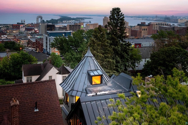 31 W 5th St, Duluth, MN 55806 - aerial view at dusk of a view of city and a water view