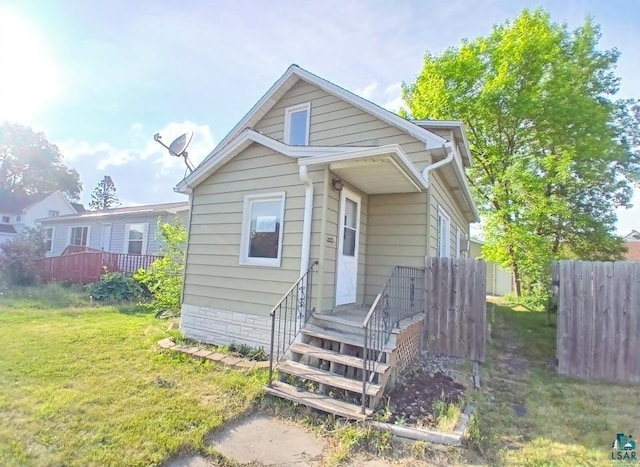 112 W 3rd Ave N, Aurora, MN 55705 - view of bungalow
