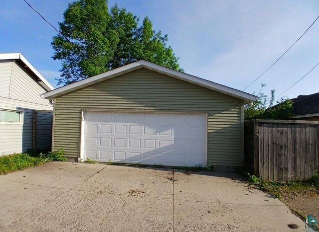 112 W 3rd Ave N, Aurora, MN 55705 - view of detached garage