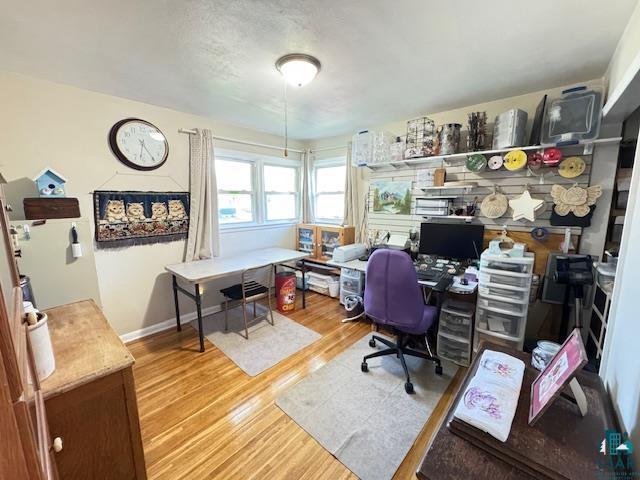 1339 92nd Ave W, Duluth, MN 55808 - home office with wood finished floors